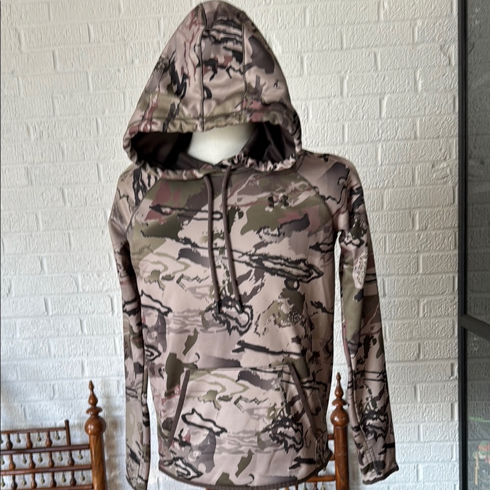Camouflage Hooded Sweatshirt Size S-M